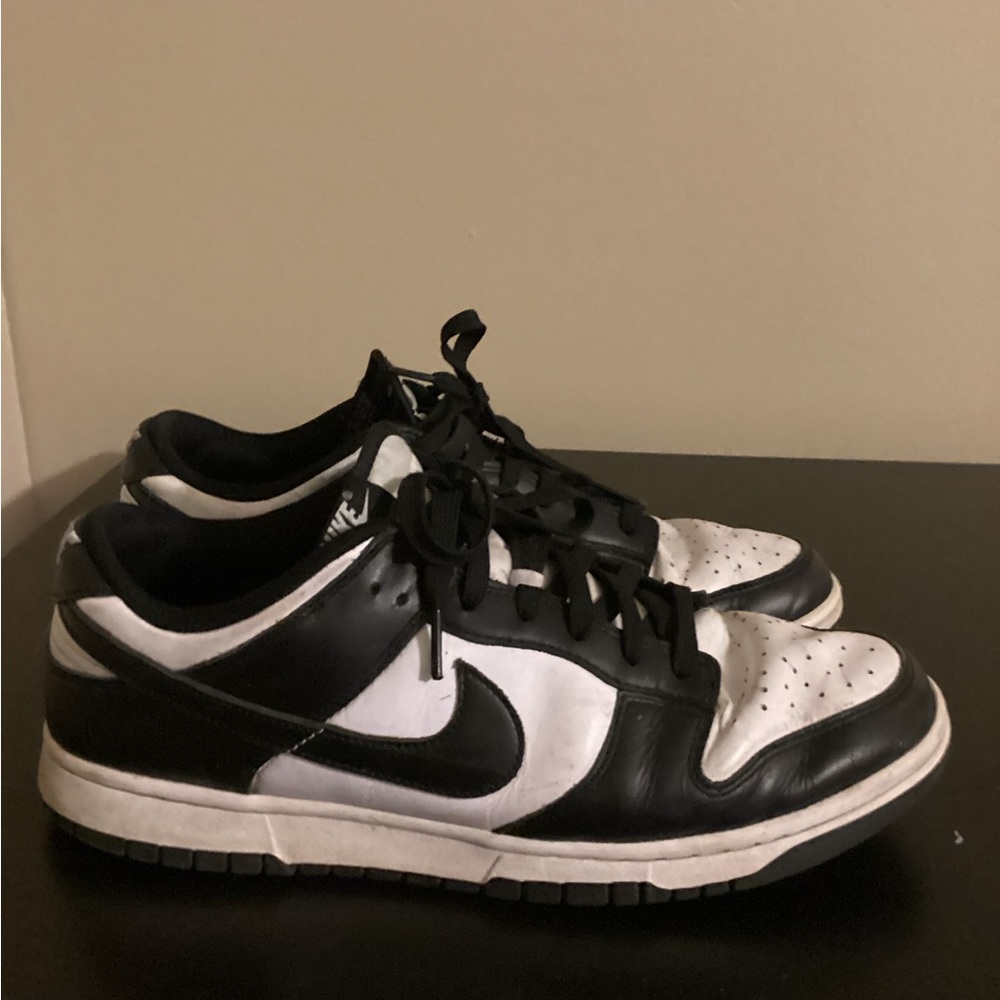 Nike panda dunks